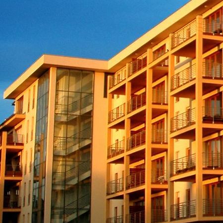 Dunalux Apartman Γκιόρ Εξωτερικό φωτογραφία